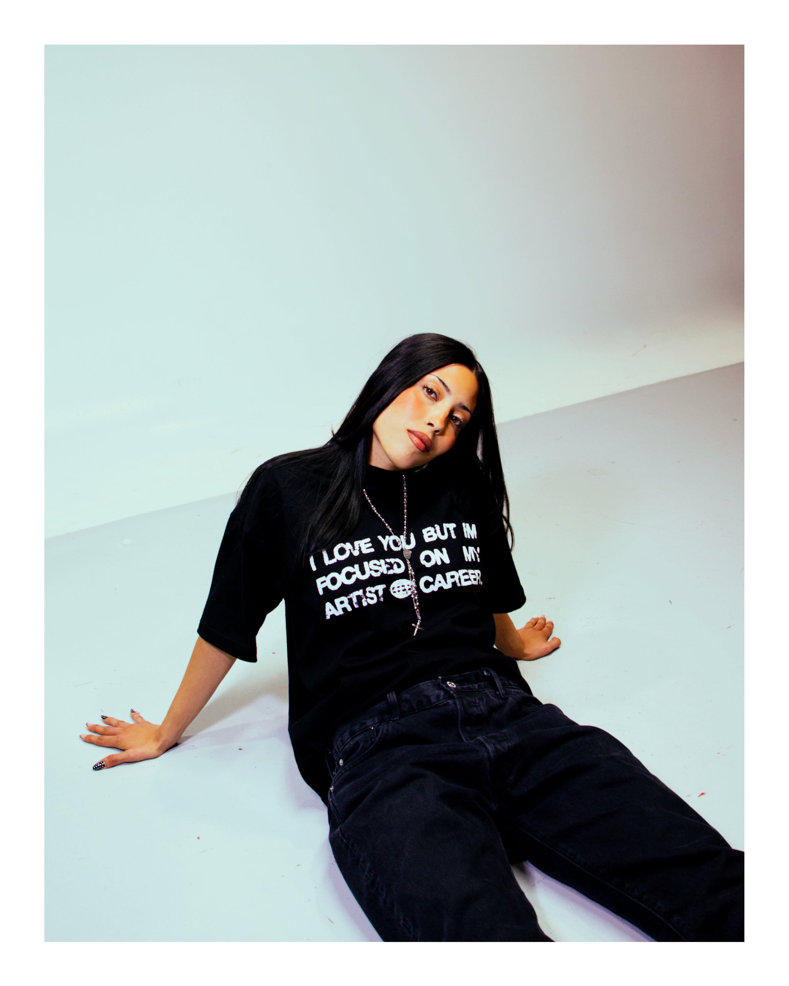 PLAYERA I LOVE YOU BUT IM FOCUSED ON MY ARTIST CAREER